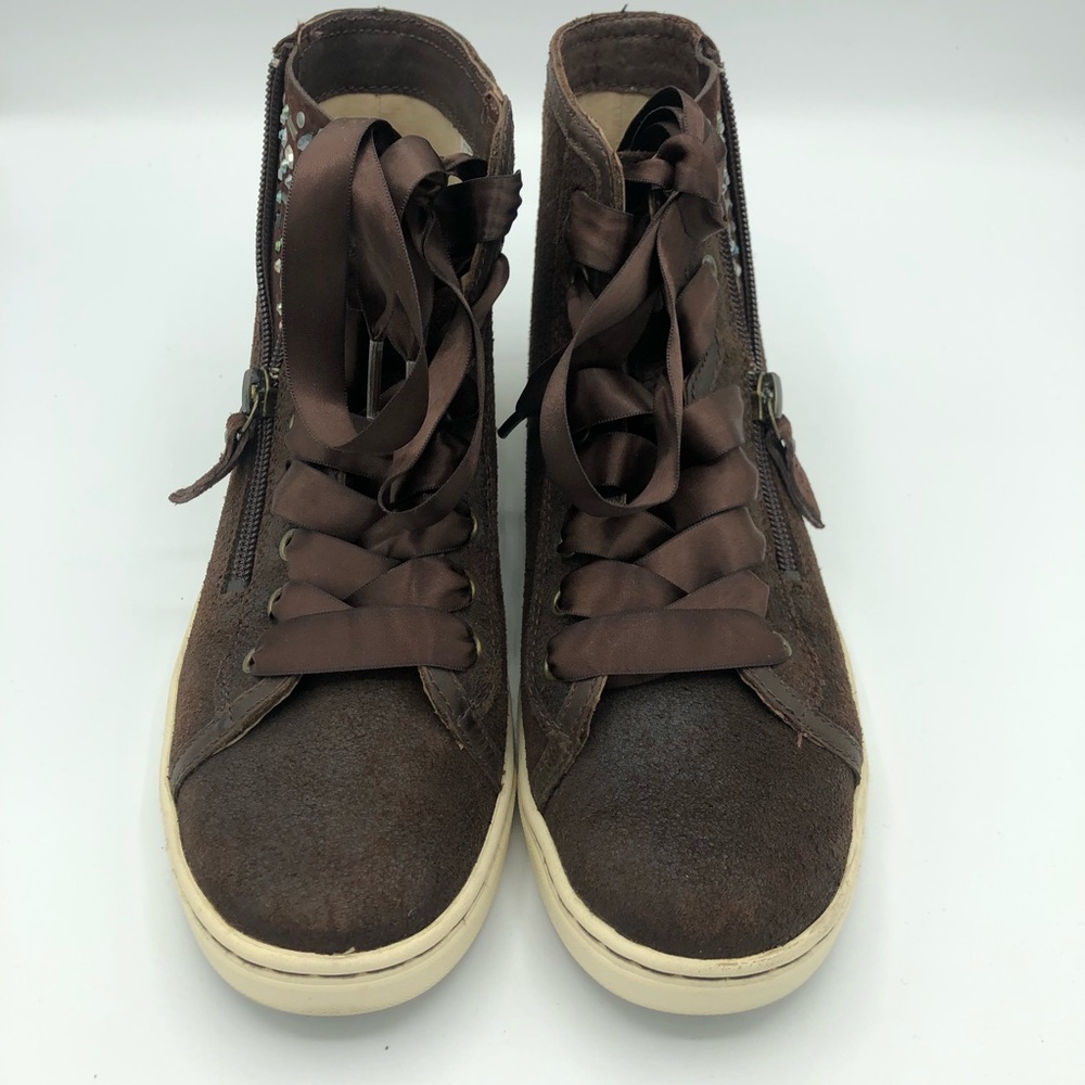 UGG BLANEY CRYSTALS